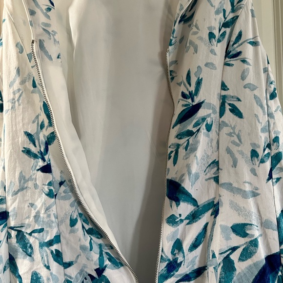 Melanie Lyne Blue and White Dress - Picture 6 of 7